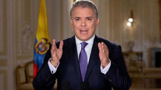 Presidente de Colombia asegura que carteles de narcos mexicanos amenazan la seguridad de su país