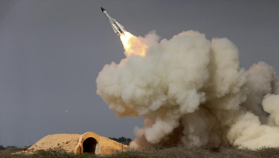 10 misiles impactaron base militar de EE.UU. en Irak en represalia por la muerte de Qasem Soleimani