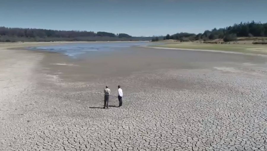 Proyecciones de Conaf indican que reserva del lago Peñuelas se secaría en dos meses más