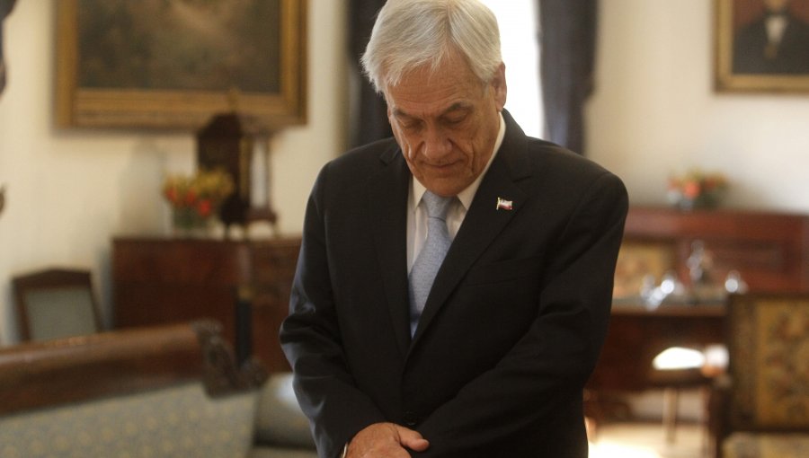 Piñera cae al séptimo lugar en encuesta de líderes de opinión de Latinoamérica