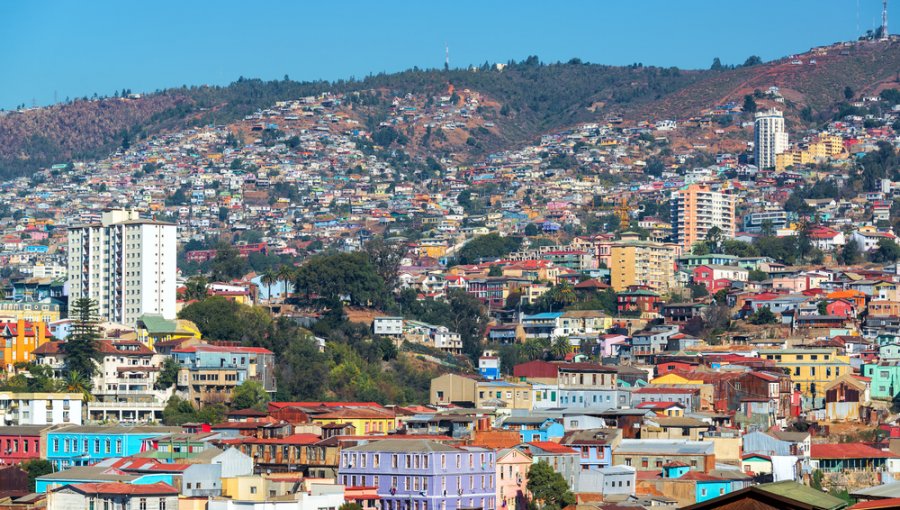 Anuncian decreto de "Emergencia Hídrica" para garantizar el acceso a agua potable en las zonas altas de Valparaíso
