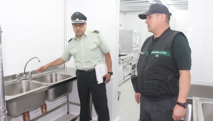 Gendarmería refacciona centrales de alimentación en unidades penales de San Antonio y Casablanca