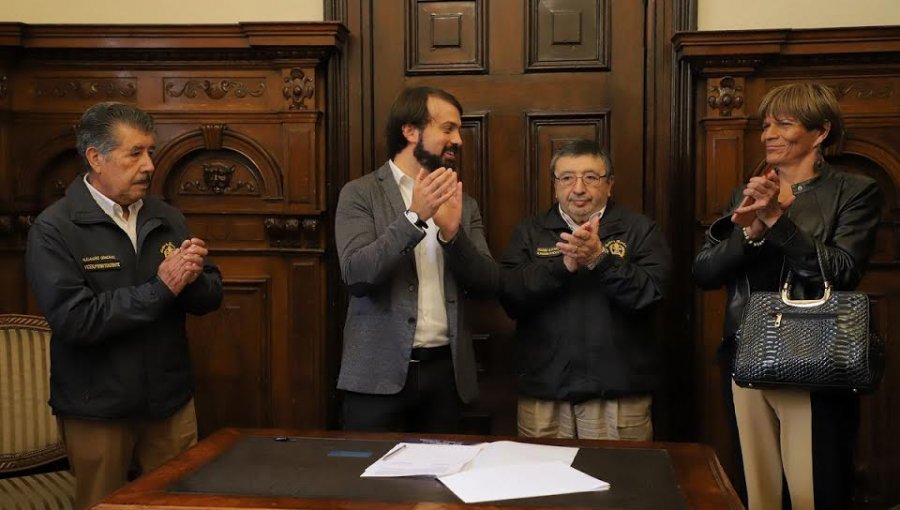 Municipio de Valparaíso confirma la extensión de la concesión de parquímetros para Bomberos