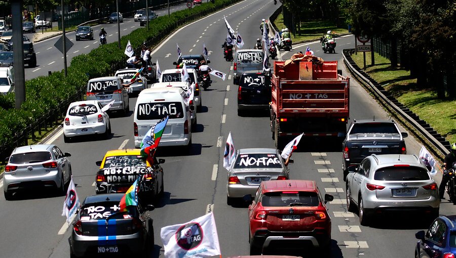 Movimiento "No+TAG" volvió a las calles de Santiago por "nulo avance" en negociación con el Gobierno