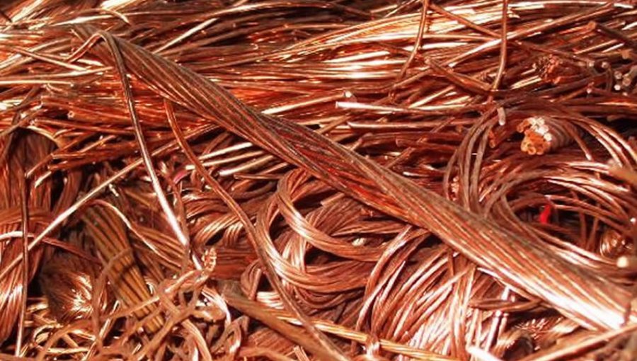 El precio del cobre se sigue hundiendo y cerró la semana con una caída del 5%