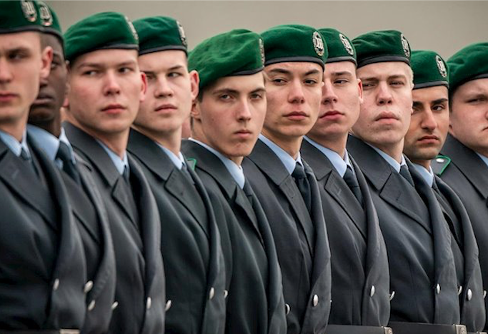 Servicio secreto del Ejército alemán investiga a 550 soldados por extremismo de derecha