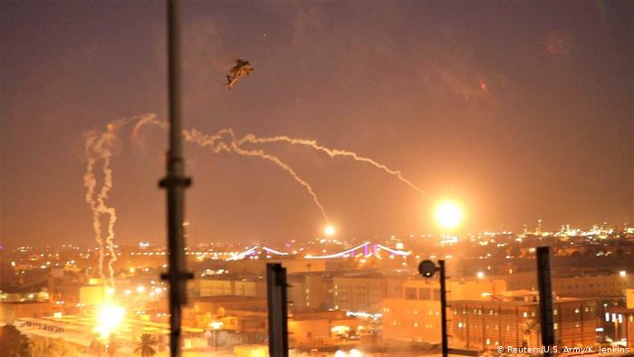 Cinco cohetes impactaron en las cercanías de la Embajada de Estados Unidos en Irak
