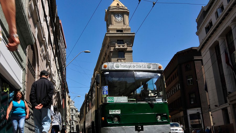 Transportes asegura la continuidad de los trolebuses de Valparaíso: servicio regresará a Av. Pedro Montt