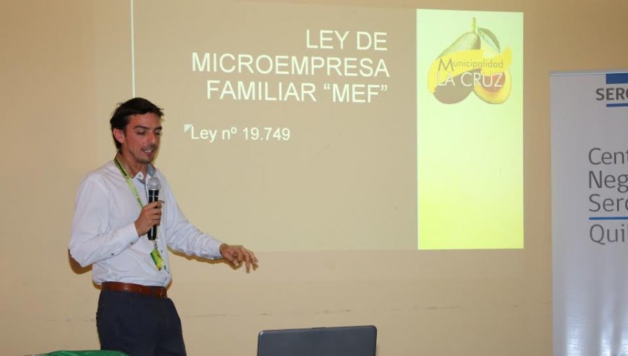 Más de 50 emprendedores participaron en capacitación de microempresa familiar en La Cruz