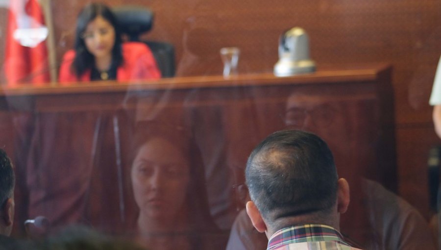 Fiscalía apela a resolución de jueza Acevedo que dejó libre a carabinero que atropelló a hincha
