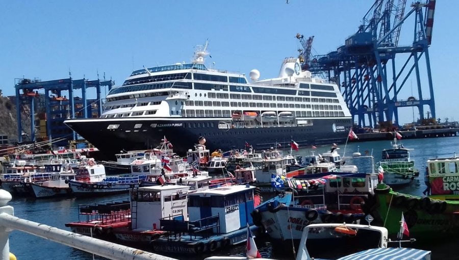 Marejadas en San Antonio permiten que aumenten las recaladas de cruceros en Valparaíso