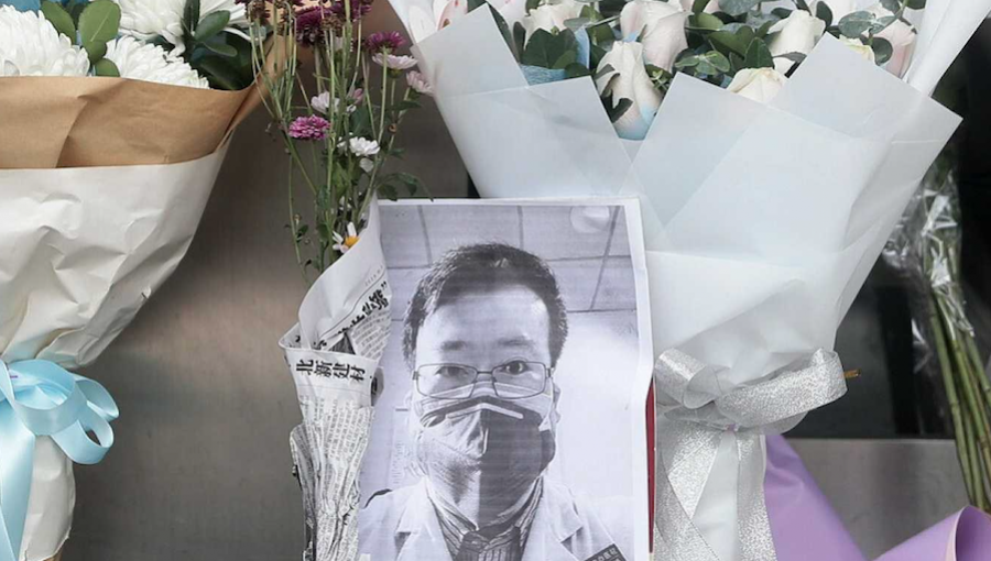 Médico chino que alertó del nuevo coronavirus falleció en el hospital donde trabajaba en Wuhan