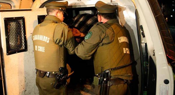 Carabinero fue detenido por presunta participación en asalto a servicentro de Viña: además portaba éxtasis