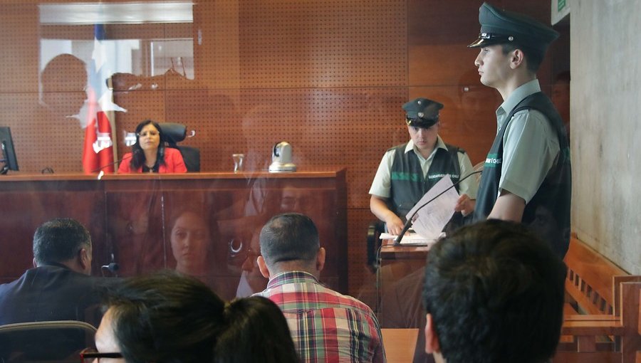 Declaran inadmisible queja disciplinaria de senador Navarro contra jueza Acevedo