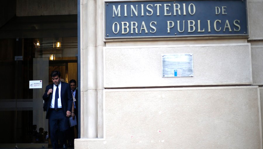 MOP suspende al Director de Vialidad en La Araucanía mientras se investiga presunta corrupción