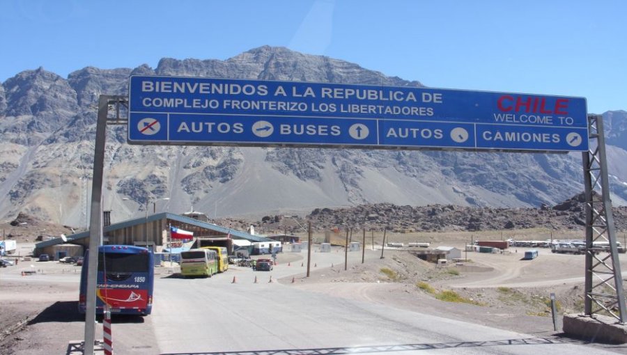 Ingreso de turistas argentinos cayó hasta en un 60% en algunas comunas de Chile