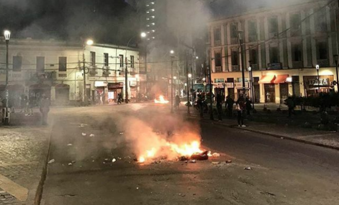 Violentos incidentes a cuatro meses del estallido social dejan cuatro detenidos en Valparaíso