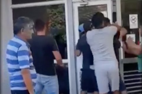 Vecinos de Lo Prado golpearon a hombre acusado de abusar sexualmente de una menor