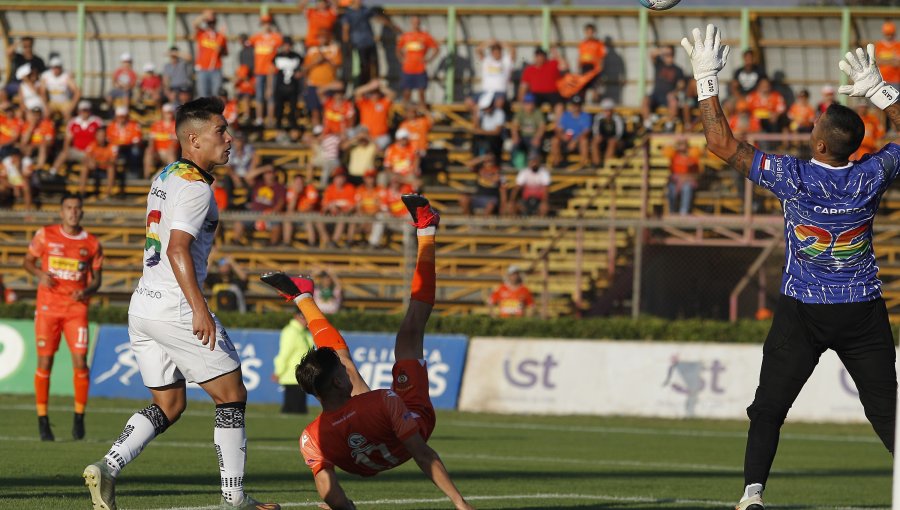 Cobreloa inició con triunfo su objetivo del anhelado regreso a Primera División