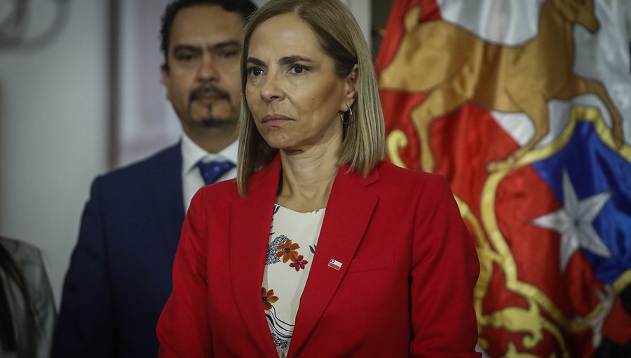 Isabel Plá presentó su renuncia como Ministra de la Mujer y Equidad de Género