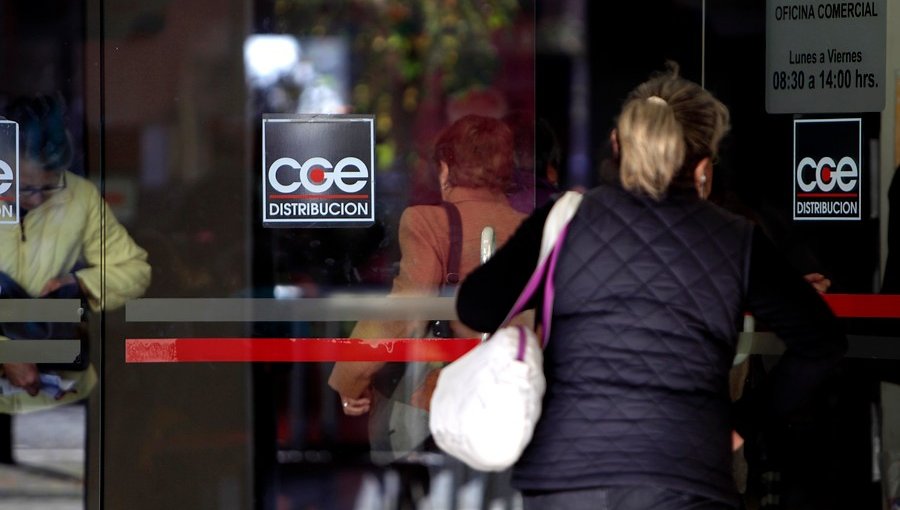 CGE aplazará pago de cuentas por tres meses a sus clientes más vulnerables
