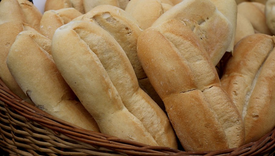 Ministro de Agricultura afirma que el precio del pan no debería subir más de un 3%