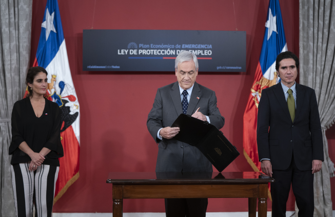 Presidente Piñera promulga ley de protección al empleo ante crisis por el Covid-19