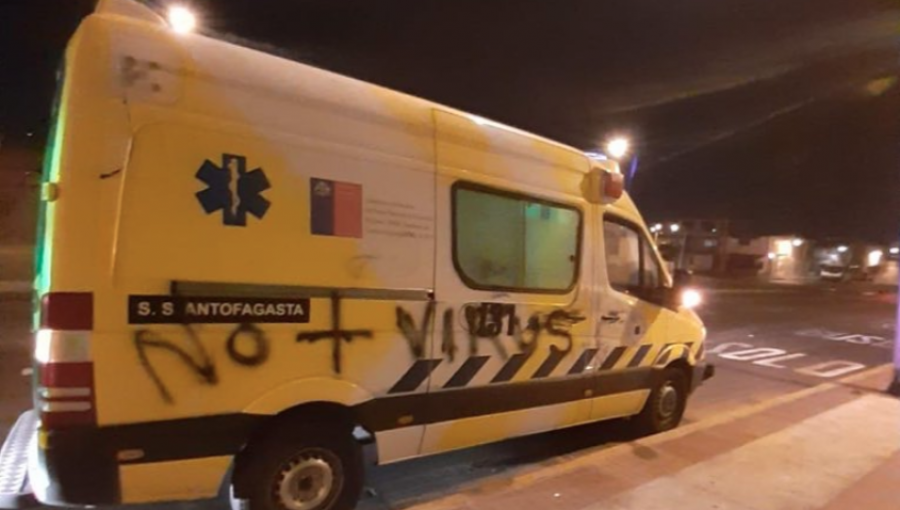 Desconocidos atacaron ambulancia que trasladaba muestras de pacientes con Covid-19 en Antofagasta