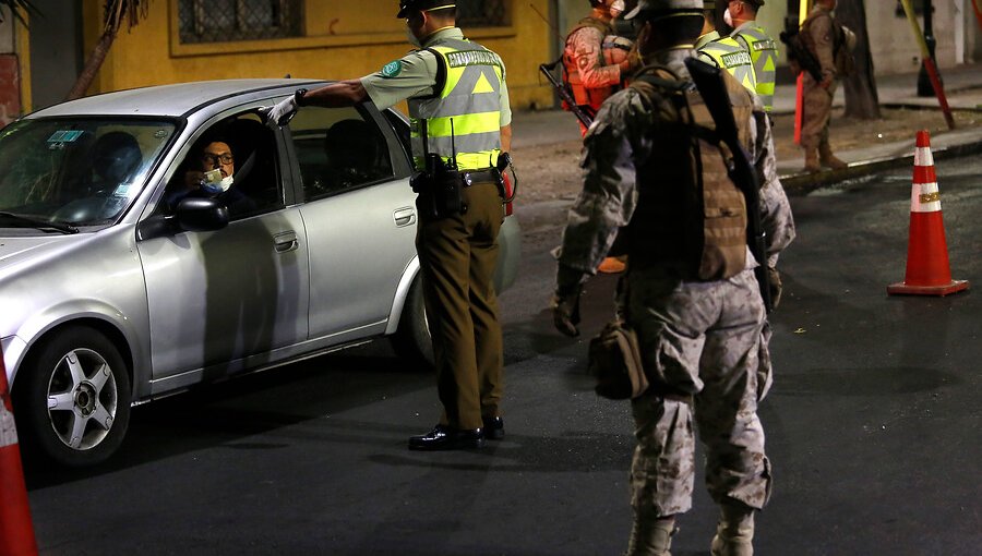 14 personas fueron "conducidas" a unidades policiales por no respetar el toque de queda en la región de Valparaíso