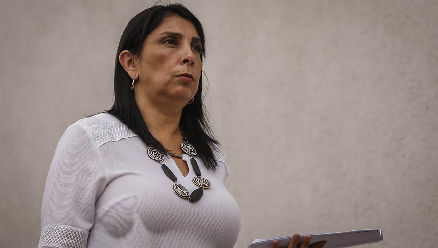 Escolta frustra intento de encerrona a ministra Karla Rubilar en Autopista Los Libertadores