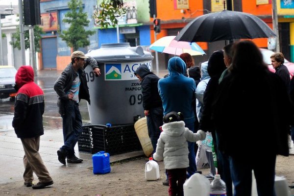 Aguas Andinas indemnizará a clientes por corte de suministro en 23 comunas de la región Metropolitana en 2016