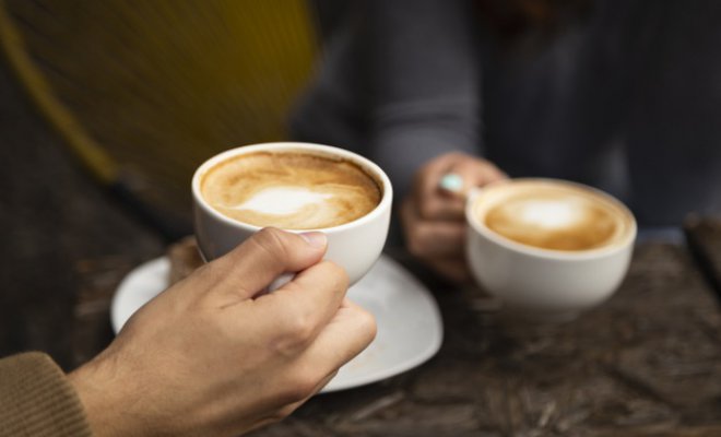 Controversia genera video donde mujer invita a tomar café en Reñaca