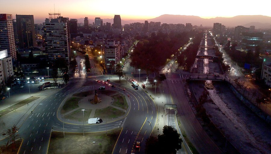 Comienza a regir histórica cuarentena en el Gran Santiago: 8 millones de personas ingresan a confinamiento