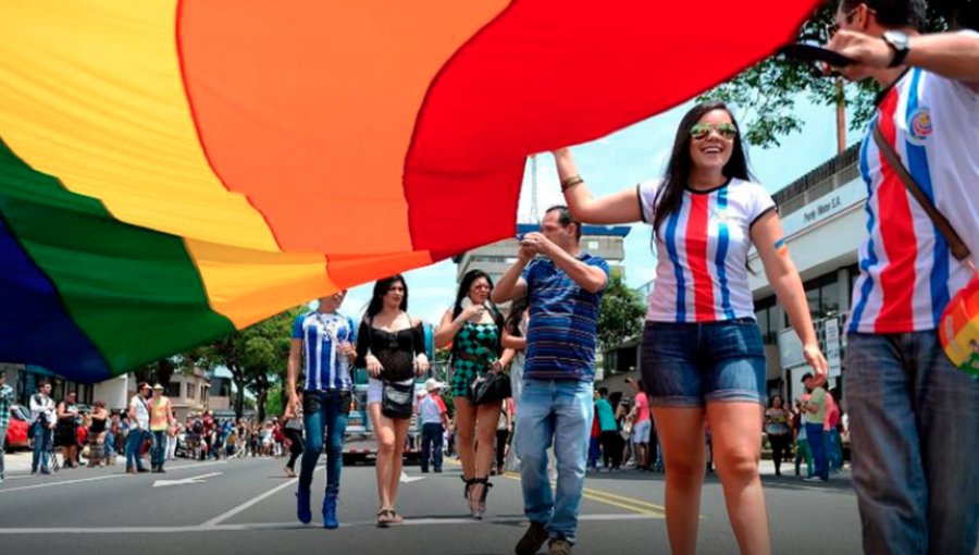 Costa Rica se convirtió en el primer país de Centroamérica en aprobar el matrimonio igualitario