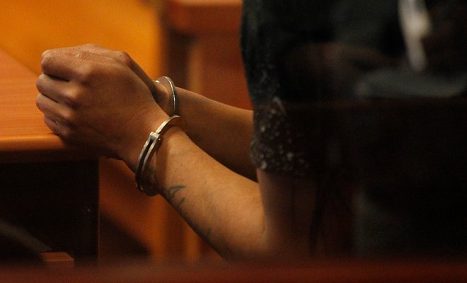 Prisión preventiva para formalizado por parricidio frustrado contra su hija de dos meses en Santiago