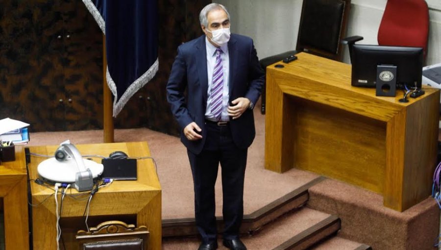 Senador Chahuán pide poner en tabla proyecto del 2010 que establece presidio perpetuo para sicarios