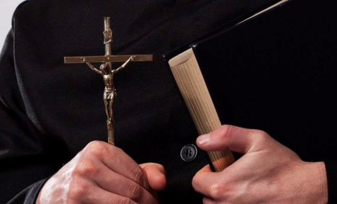 Vaticano consideró culpable a sacerdote Jorge Laplagne de abuso sexual contra menor