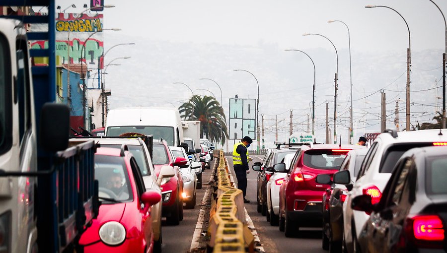 Flujos vehiculares en Valparaíso y Viña del Mar disminuyeron un 1% en la última semana