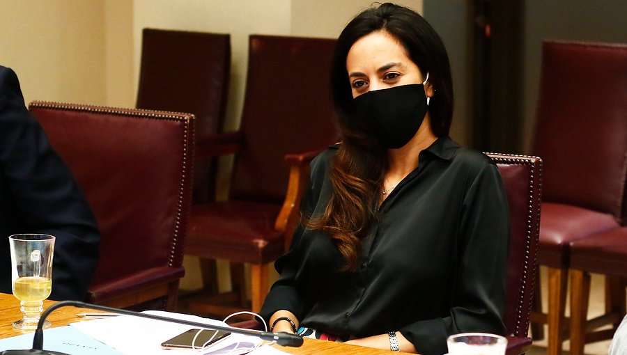 Diputada Paulina Núñez lamentó declaraciones "machistas" de Van Rysselberghe en su contra