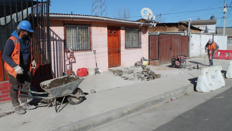 Un 98% de avance tienen las obras de evacuación de aguas lluvias en población Gabriela Mistral de La Calera