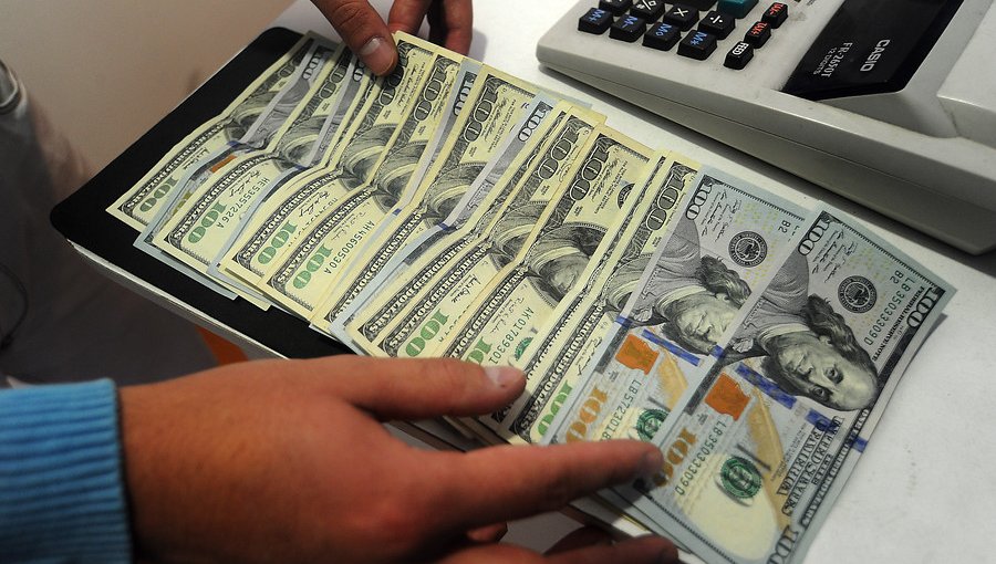 El dólar mantiene la tendencia a la baja y se acerca a los 755 pesos en Chile