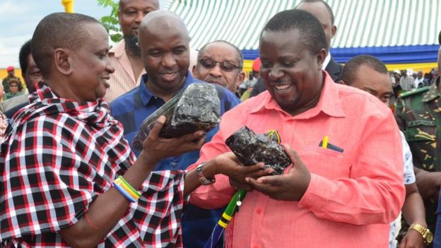 Minero que se hizo rico en Tanzania tras encontrar rocas de tanzanita volvió a hallar otra valorada en US$2 millones