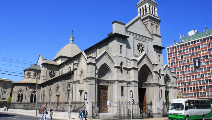 Iglesia inicia investigación a presbítero de Valparaíso acusado de abuso sexual contra un menor