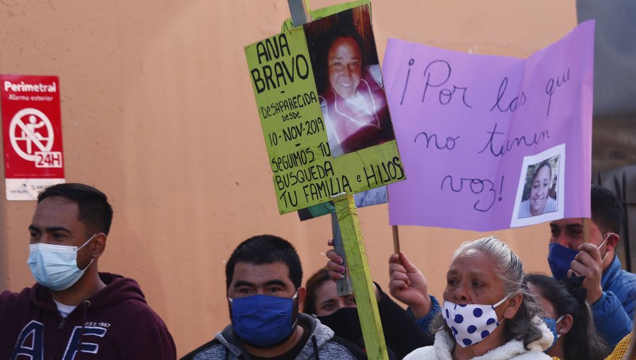 Familiares de mujer desaparecida hace nueve meses en Valparaíso se manifestaron en Viña del Mar