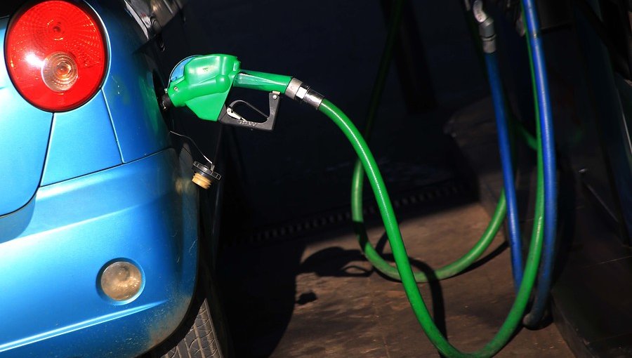 Precios de los combustibles disminuirán por vigésima tercera semana consecutiva a partir de este jueves 13