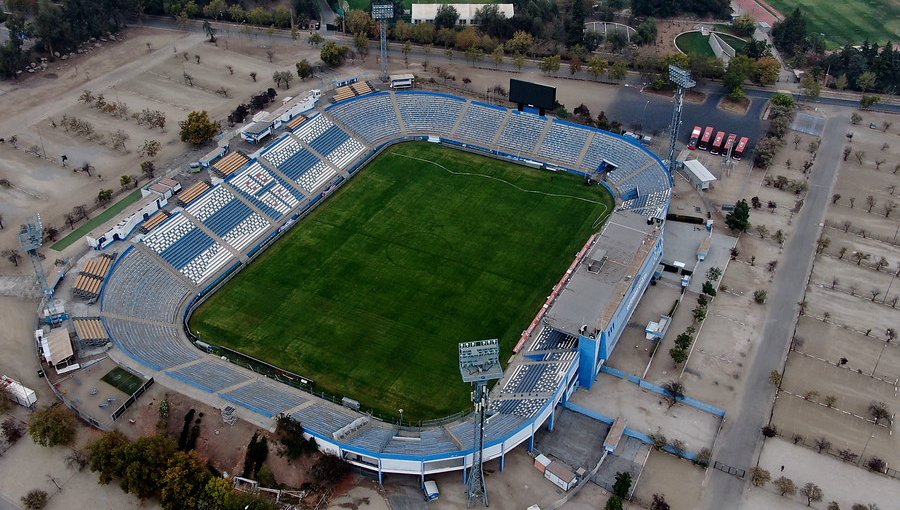 Estos son los 19 estadios habilitados para recibir el regreso del fútbol chileno