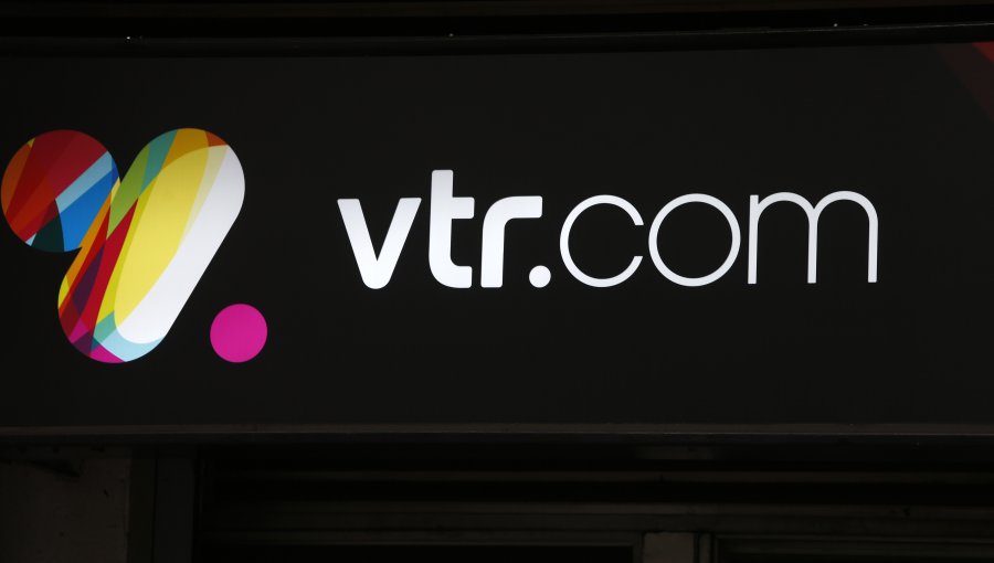 VTR atribuye masiva caída de su sistema a corte intencional en su red de fibra óptica