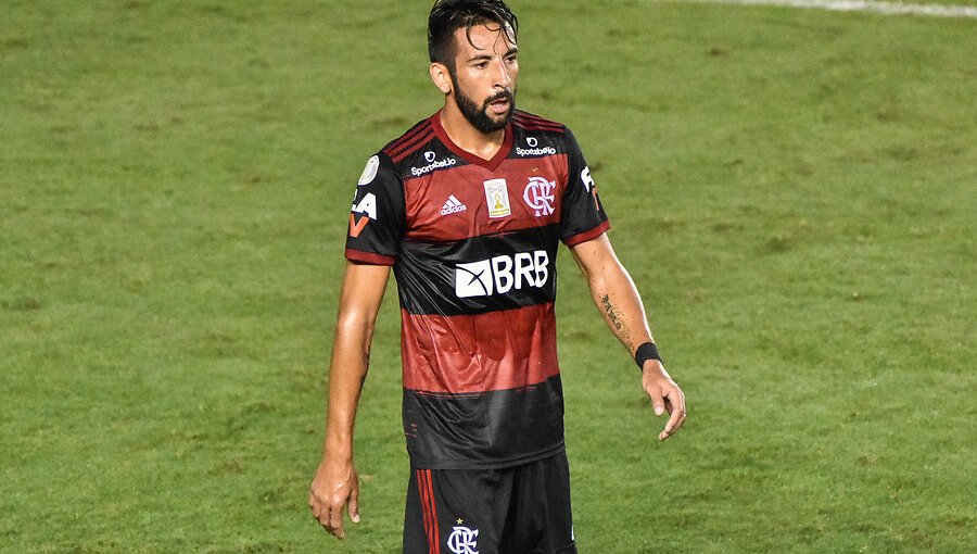 Mauricio Isla debutó en Libertadores con estrepitosa caída de Flamengo