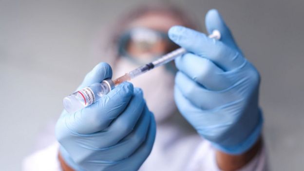 Por qué China dice que no necesita vacunar a toda su población contra el Covid-19