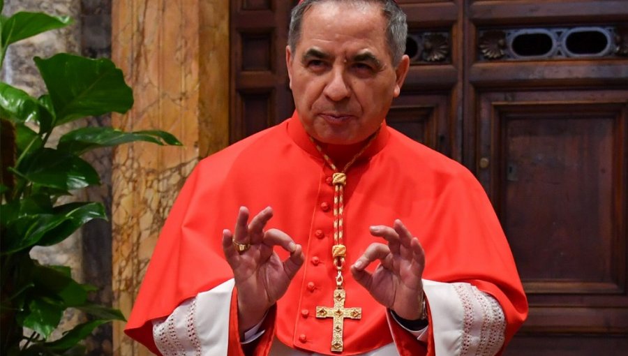 El escándalo de corrupción que llevó a la renuncia de uno de los cardenales más poderosos de la Iglesia católica